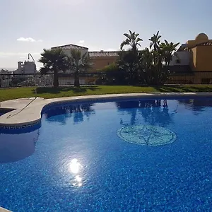 De 1 En Calle Vela Benalmádena