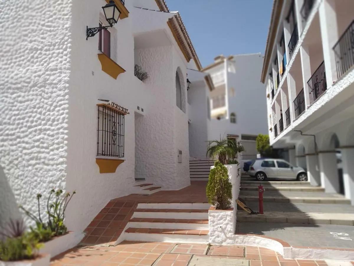 Apartament Charles White&Sweet - Ozonization Included - Ozonizacion Incluida Apartamento Benalmádena 0*,  España